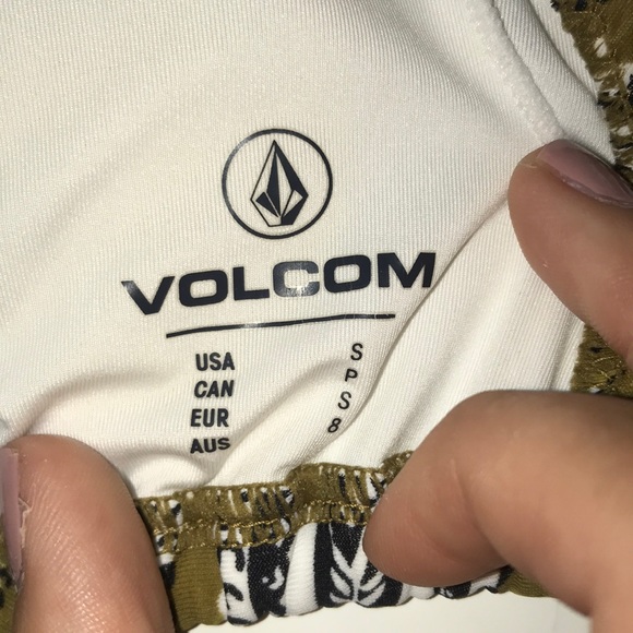 Volcom Bikini Set - Picture 2 of 2